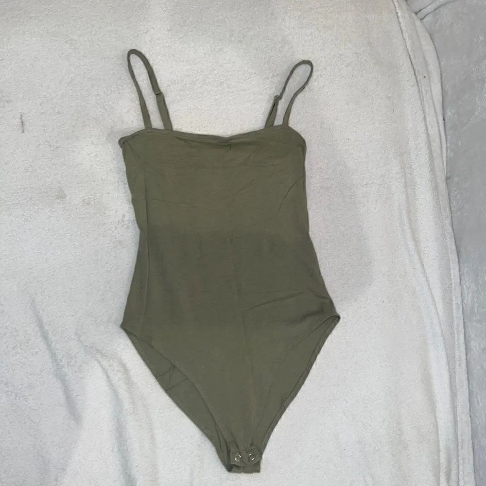 Olive army green body suit tank size S